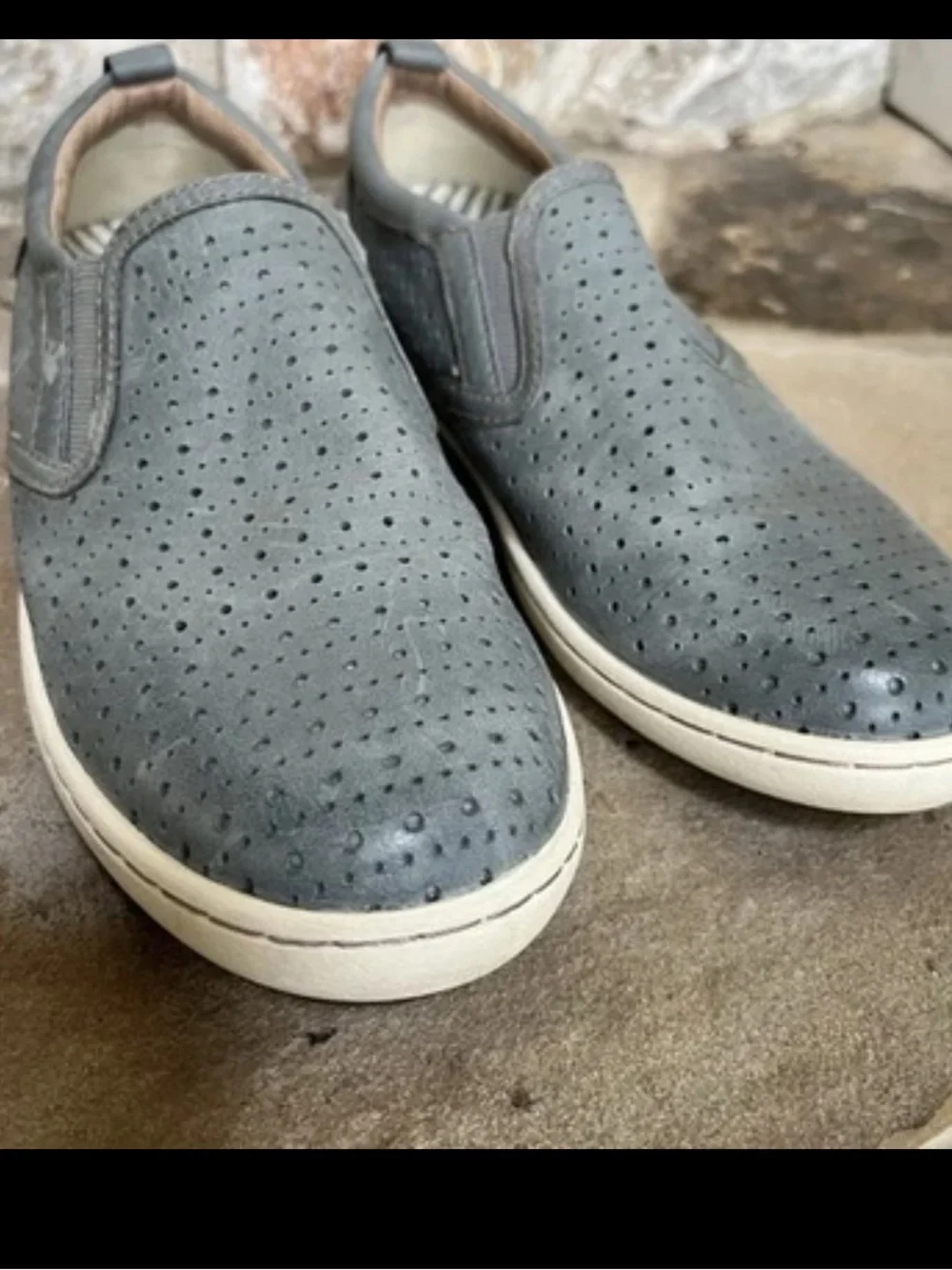 Taos Footwear questions leave